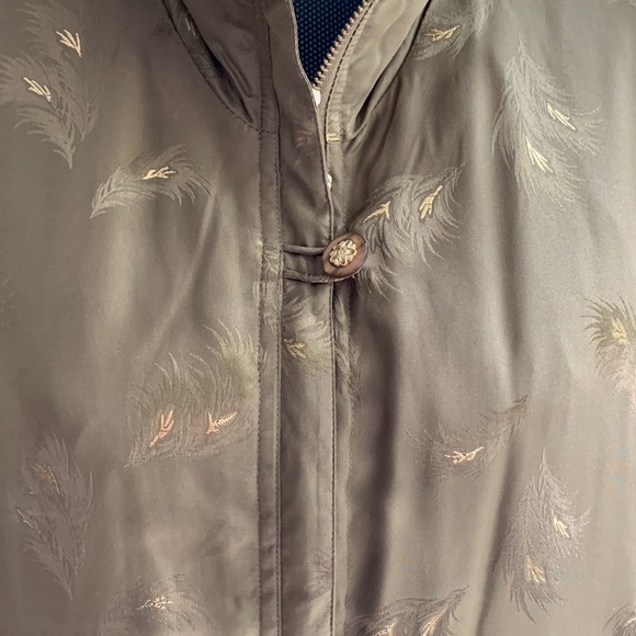 NWT Mureli Pure Silk Metallic Gold Feather Print Retro Bomber Jacket - Picture 2 of 13
